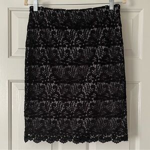 Ann Taylor Lace Mini Skirt, size 4